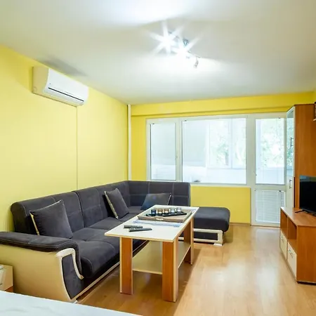 Парк Възраждане Русе Apartman